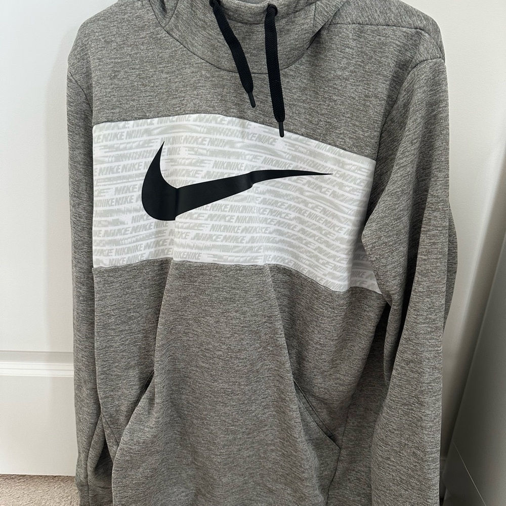 Nike Heather Gray Men's Hoodie with Black Swoosh